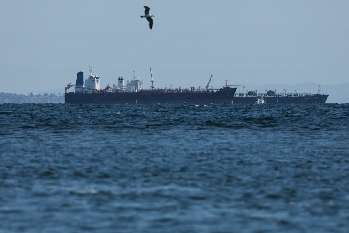 Oil prices dip amid hopes for US-Iran peace talks