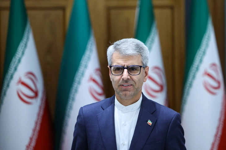 Iran nói không thu 'phí quá cảnh' qua Hormuz, chỉ thu 'phí dịch vụ'