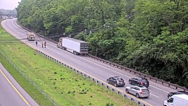 Traffic: All lanes of I-64 E have reopened near Pee Wee Reese Road