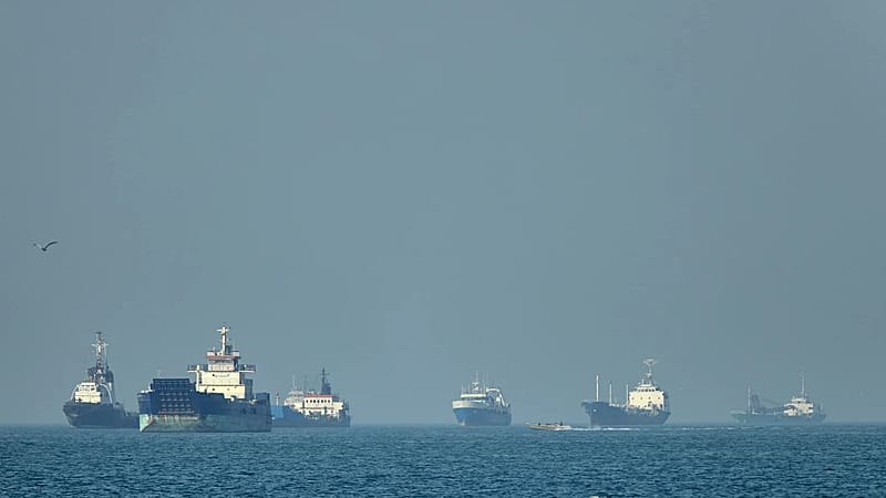 L'Iran annonce des frais pour des « services de navigation » dans le ...