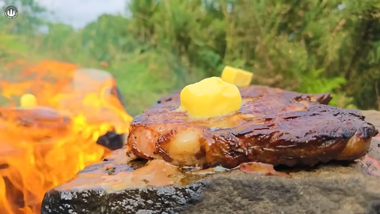Watch how primitive meats cook on hot rocks in nature