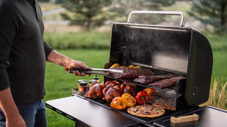 Rusty grill? This 35-cent kitchen staple restores its shine