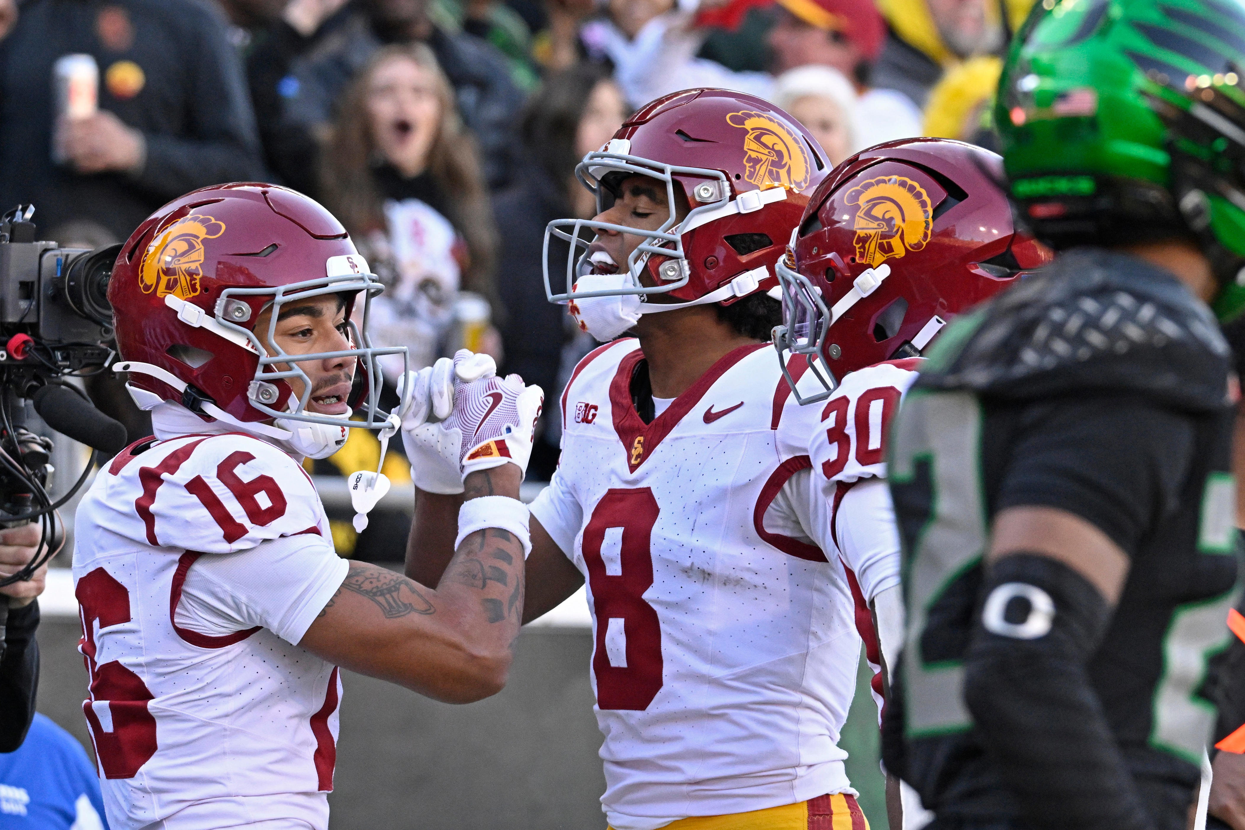 Oregon clearly tops USC, yet Ducks aren't part of Big Ten's elite club