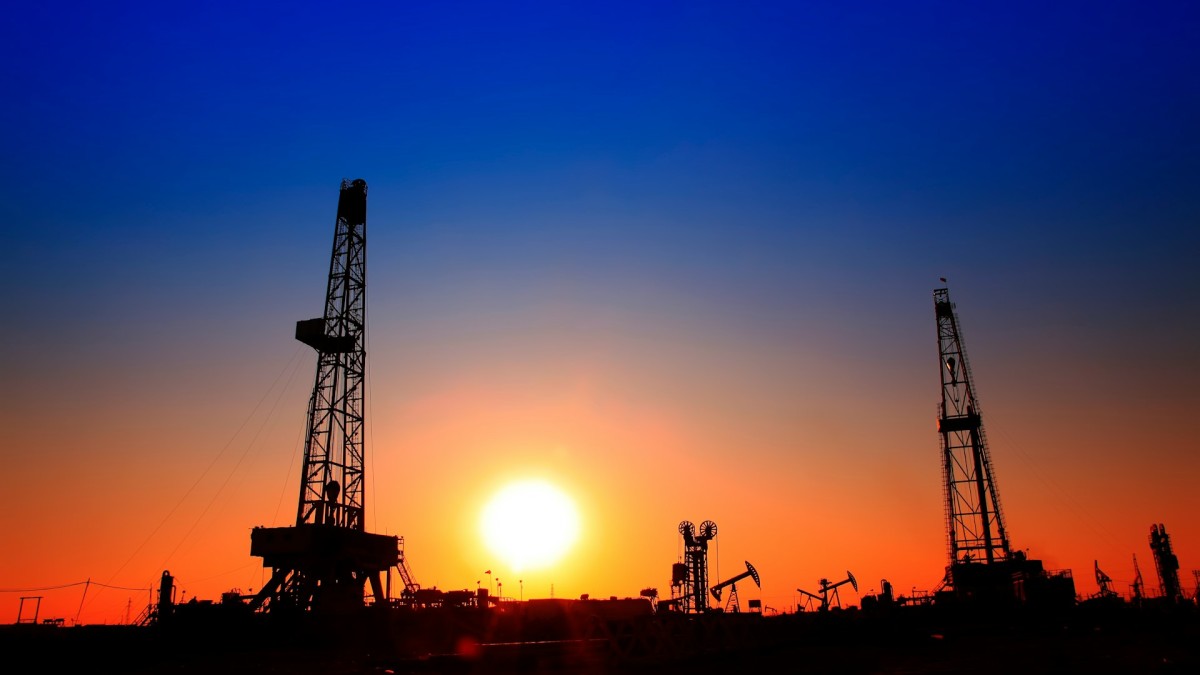 Oil prices fall 6% as US.-Iran peace talks gain ground