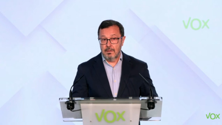 Vox afea a Juanma Moreno no haberles llamado tras las elecciones de ...