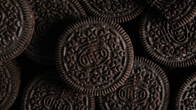 Here's where the Oreo cookie's symbol really comes from