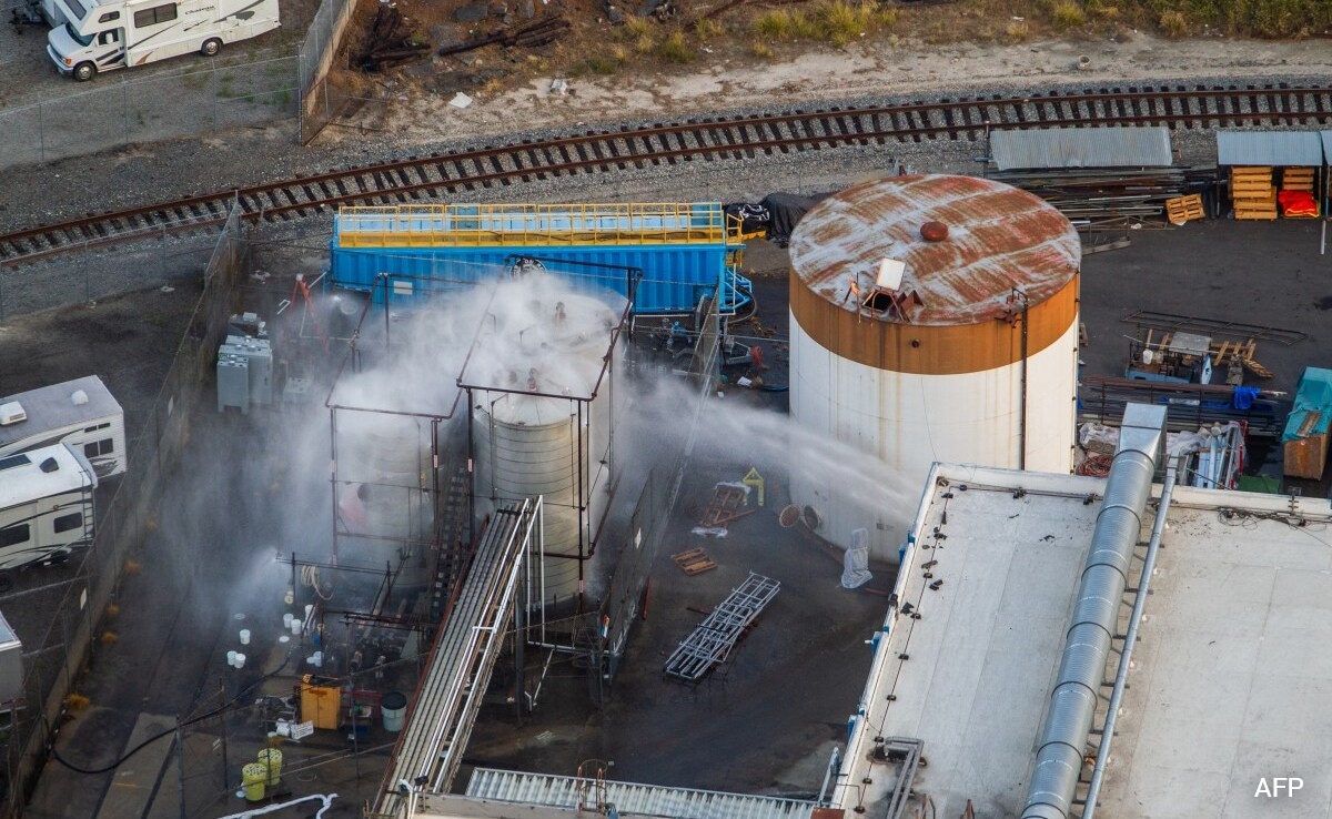 50,000 evacuated as toxic chemical tank sparks catastrophic explosion fear