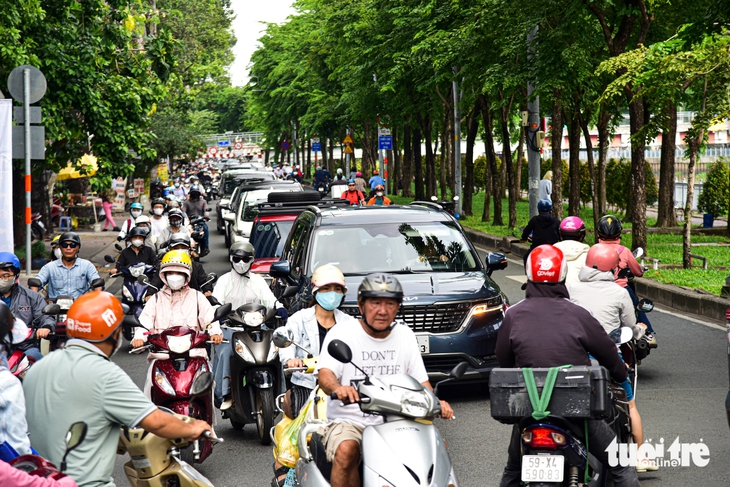 Điều chỉnh giao thông vòng xoay Điện Biên Phủ: Giao thông khá ổn định, theo dõi để xử lý phát sinh