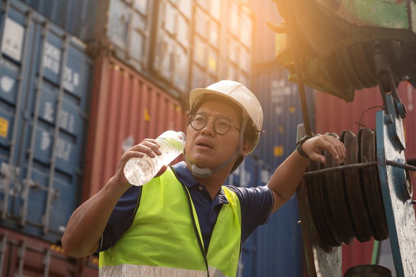 Can workers leave the office in hot weather? Legal expert explains your rights