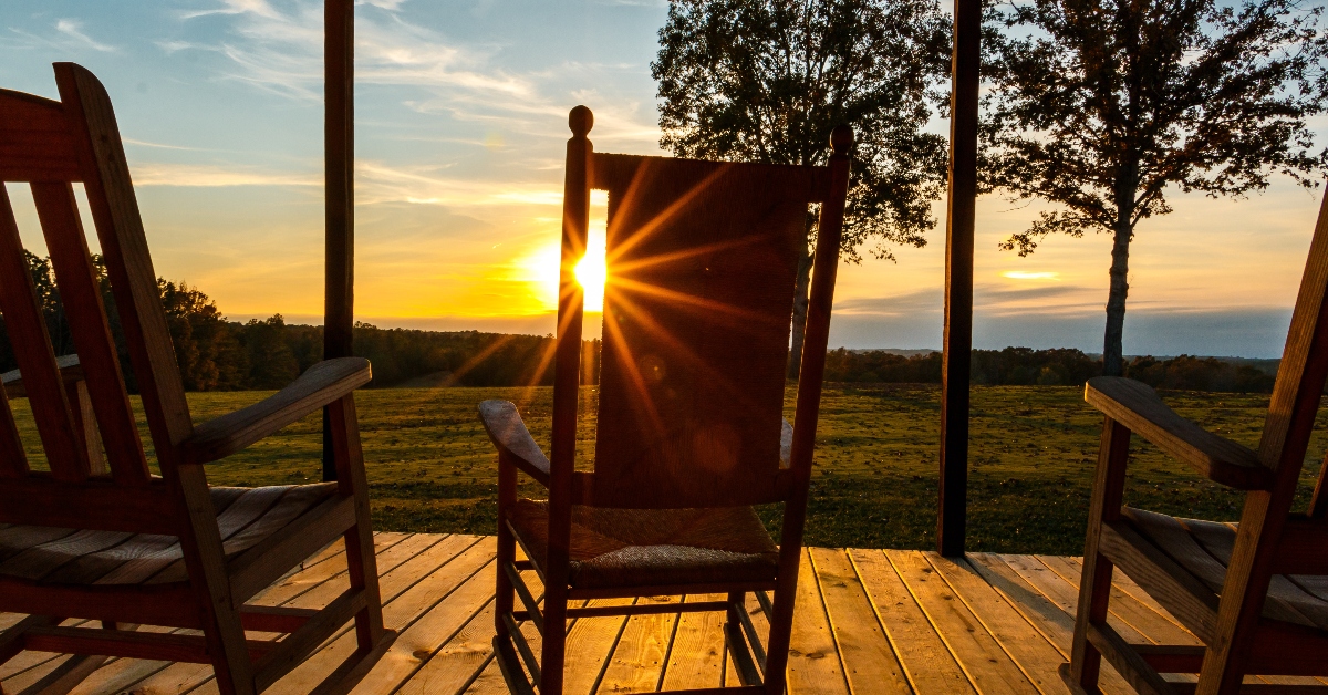 12 small southern towns where retirees can live like millionaires on ...