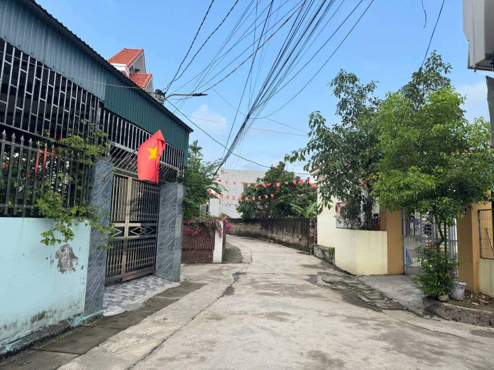Đề xuất UBND xã lấy ý kiến người dân về phương án sắp xếp thôn, tổ dân phố