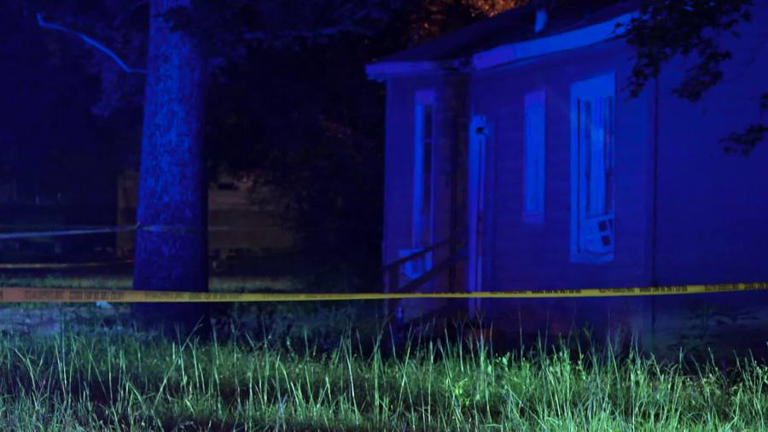 Deadly shooting in Baton Rouge leaves man dead, woman injured