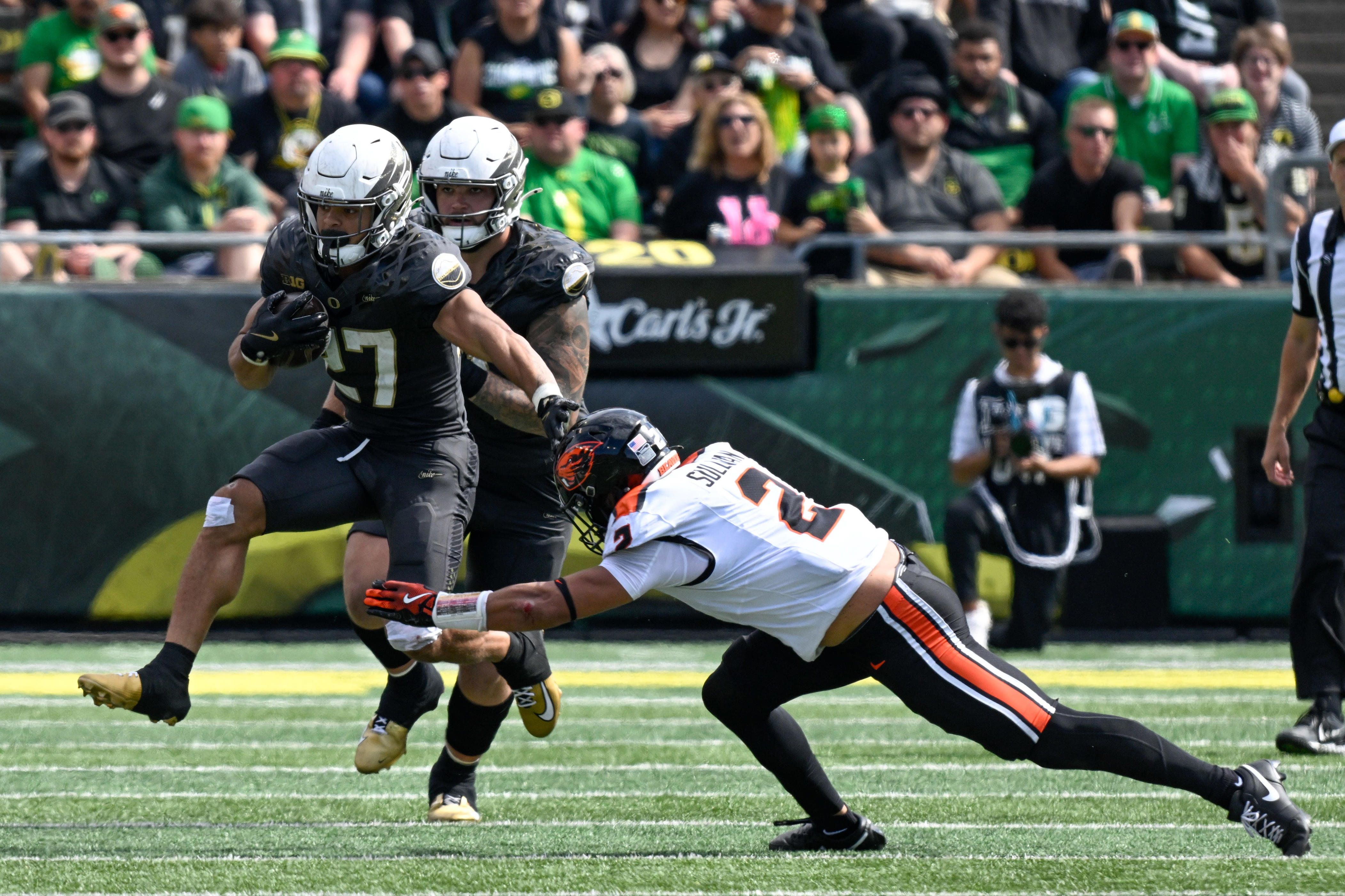 Ex-Lake Stevens HS star Jayden Limar to host youth football camp