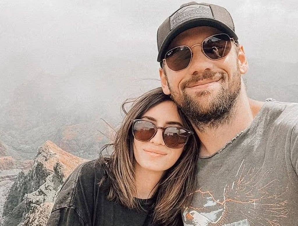 Rock star's wife says 14-year marriage is 'done' after singer comes out ...