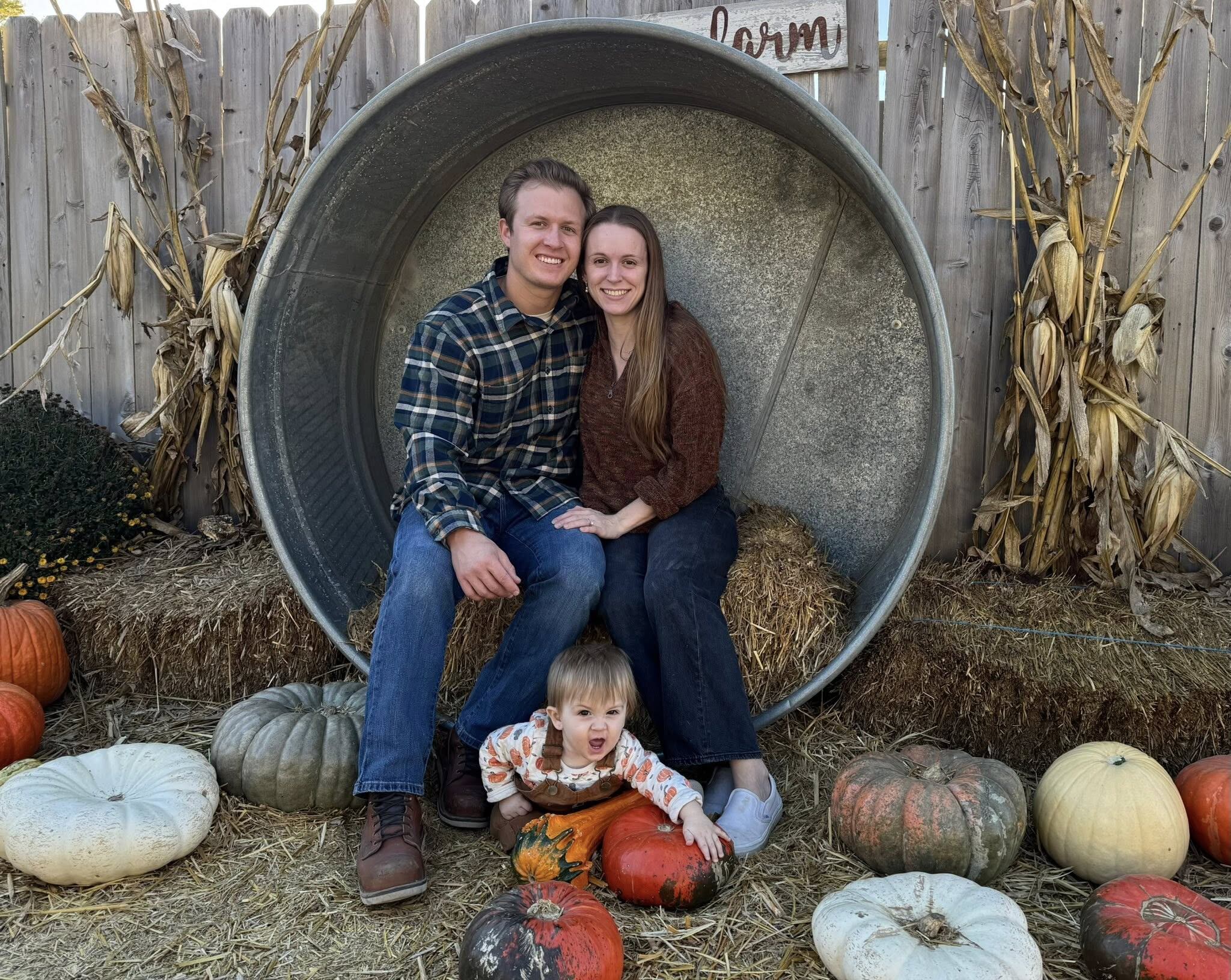 Sioux City woman goes viral on social media for rare quadruplet pregnancy