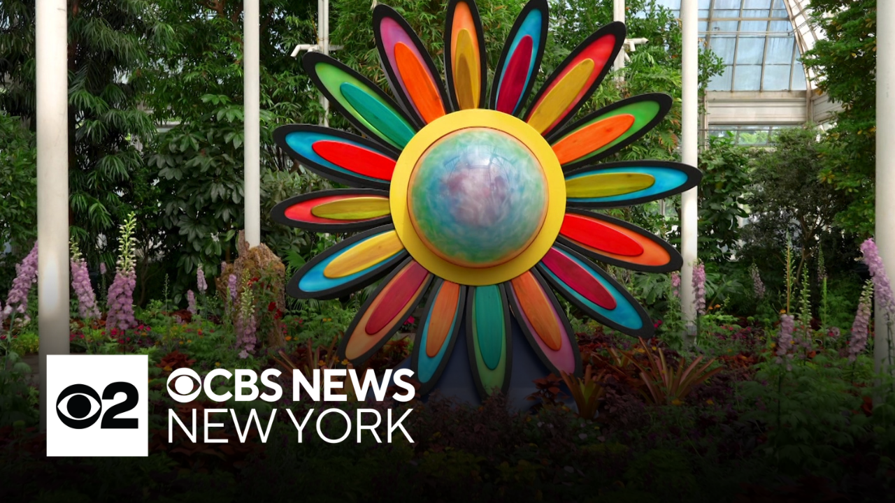 flower-power-exhibition-opens-at-the-new-york-botanical-garden