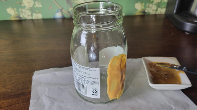 We put peanut butter on stubborn glass jar stickers so you don't have to