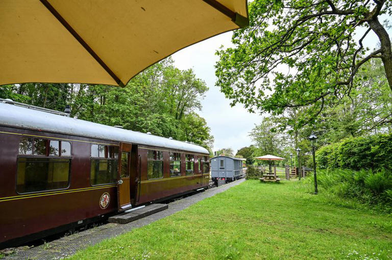Abandoned railway station transforms into luxury retreat after £50k ...
