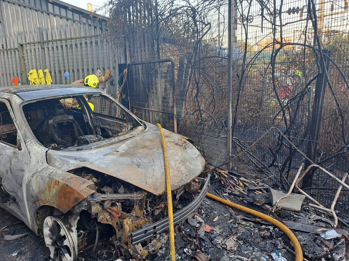 Hackney Central fire: Dozens of firefighters called to caravan blaze
