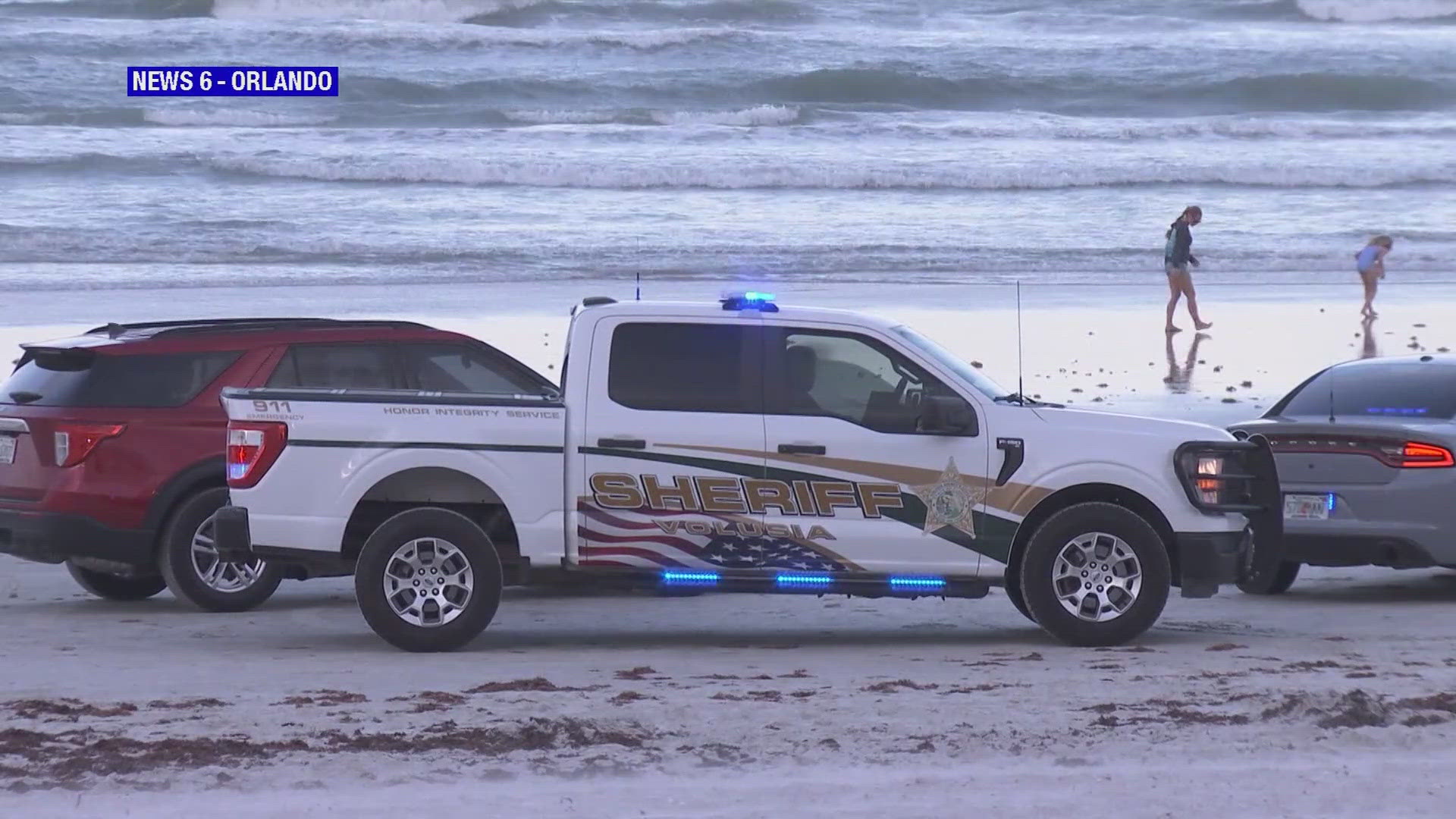 2-year-old girl hit, killed by car on Florida beach