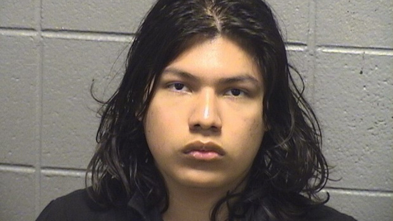 Rolling Meadows High School student charged after alleged knife threat ...