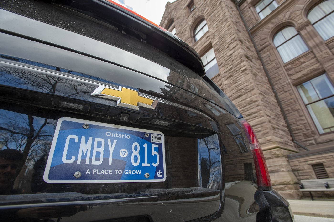 Ford government reverses plan to fight FOI disclosure of blue licence ...