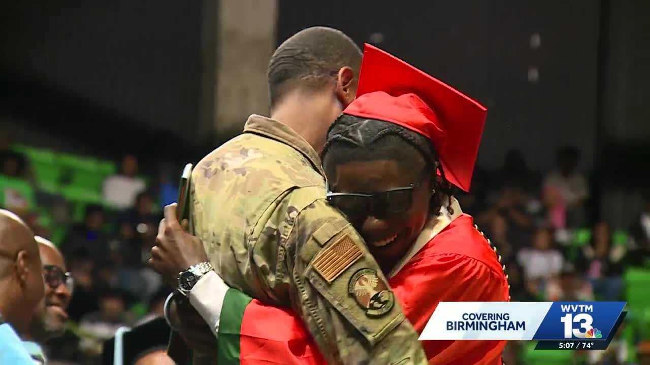Air Force father surprises high school graduate after flying home from ...