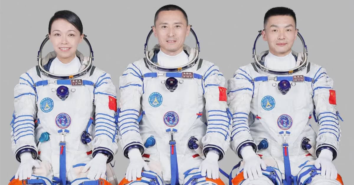 China is racing NASA to put astronauts on the moon by 2030