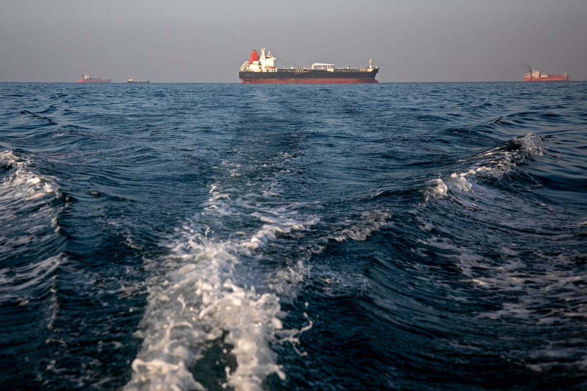 Oil prices rise after fresh US strikes dent hopes of Iran peace deal