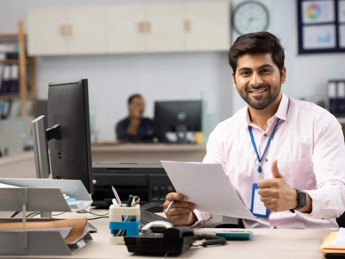 New labour code: These contract workers may get minimum 2% annual ...