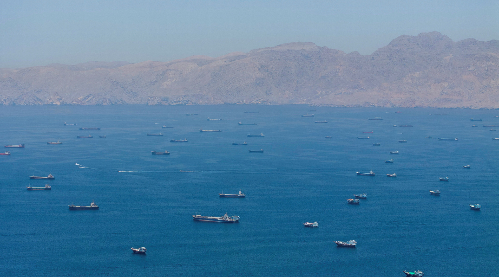 US strikes southern Iran in 'self defence' targeting Iranian mine boats