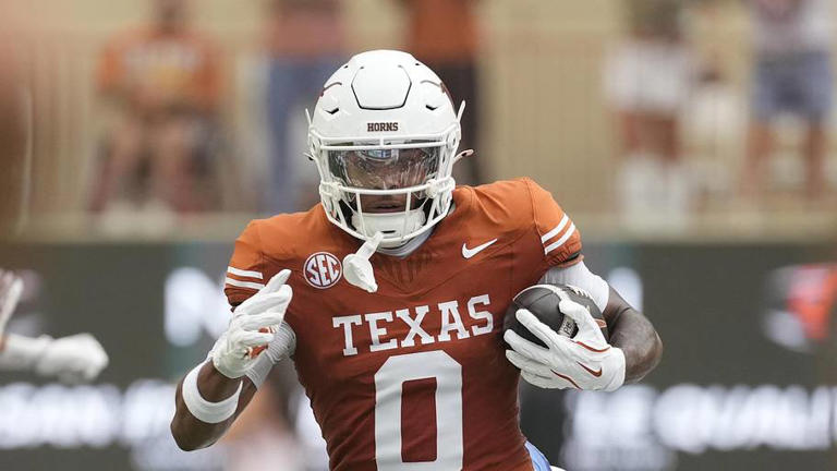 Transfer receiver DeAndre Moore Jr.'s keys to raising NFL draft stock