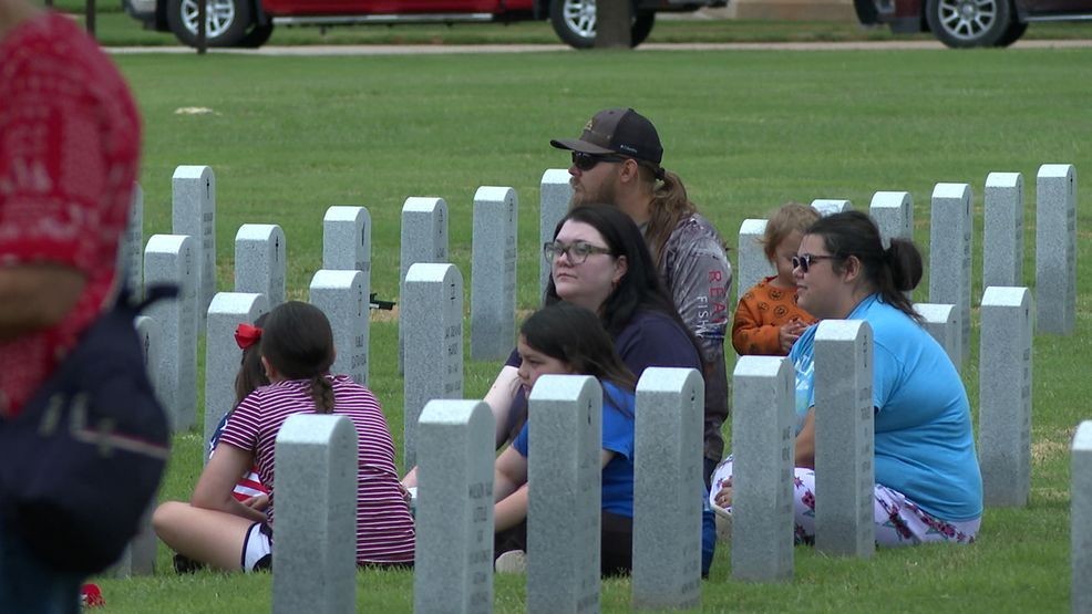 Abilene community gathers at Texas State Veterans Cemetery for Memorial ...