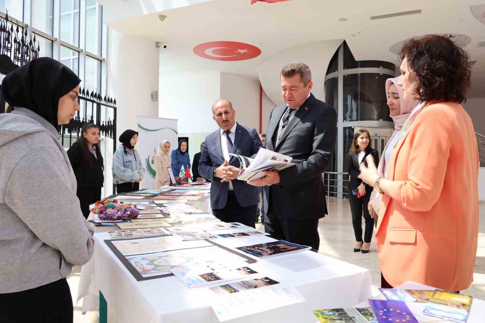Bilecik’te Arapça-İngilizce yabancı dil festivali düzenlendi