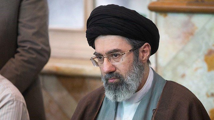 Lãnh đạo Iran tuyên bố sẽ 'nhổ tận gốc' và 'tát mạnh' Israel và Mỹ