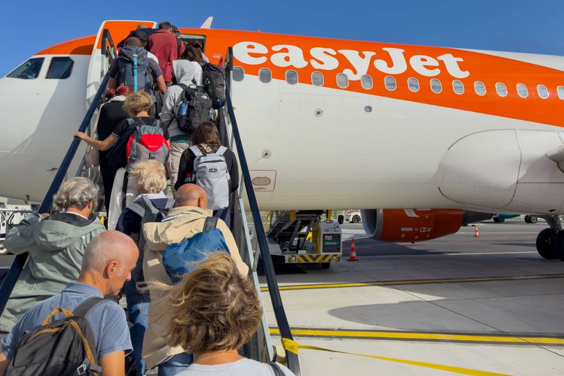 EasyJet luggage rule reminder as 'hidden' item forces 'emergency landing'