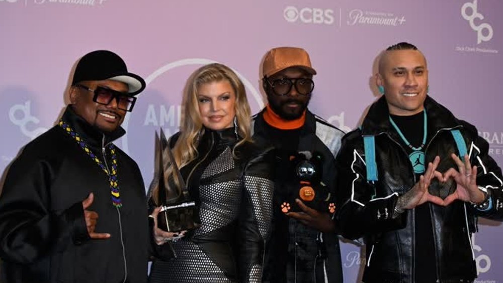 Ten years after their split: Black Eyed Peas receive an award