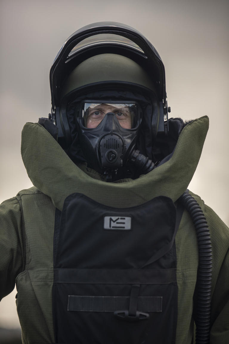 Irish army bomb disposal experts called to deal with explosive device ...