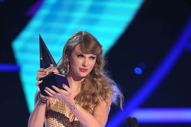 Music fans fume 'there's no coming back from that' as 2026 AMAs dubbed ...