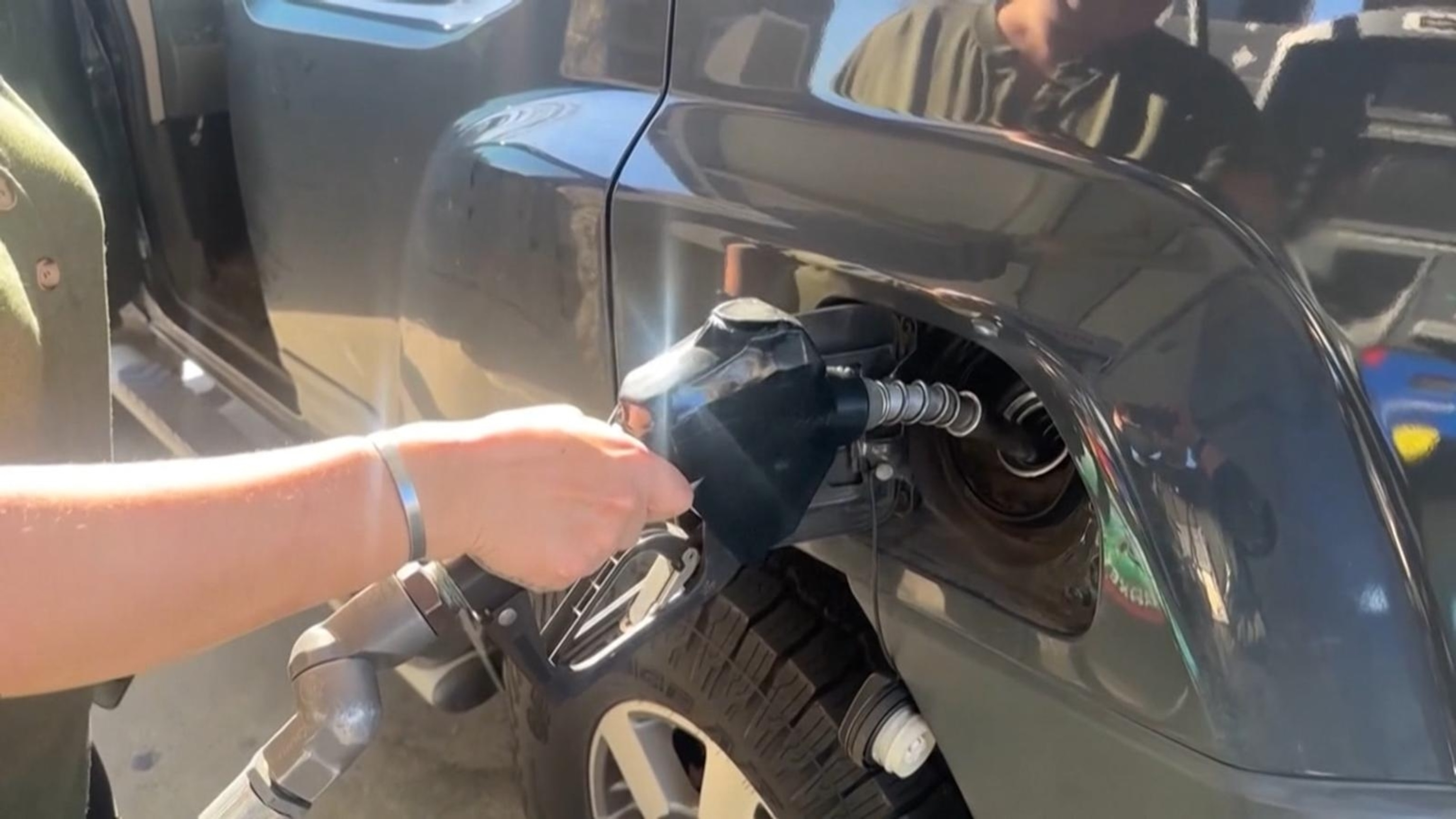 Oil, gas prices respond to Iran deal talks | Watch