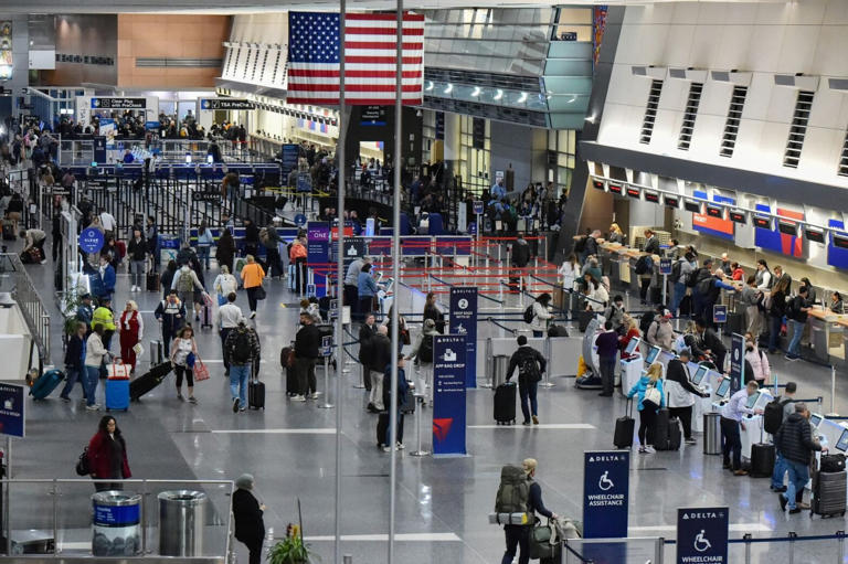 This US airport just opened a 1st-of-its-kind remote terminal around 20 ...