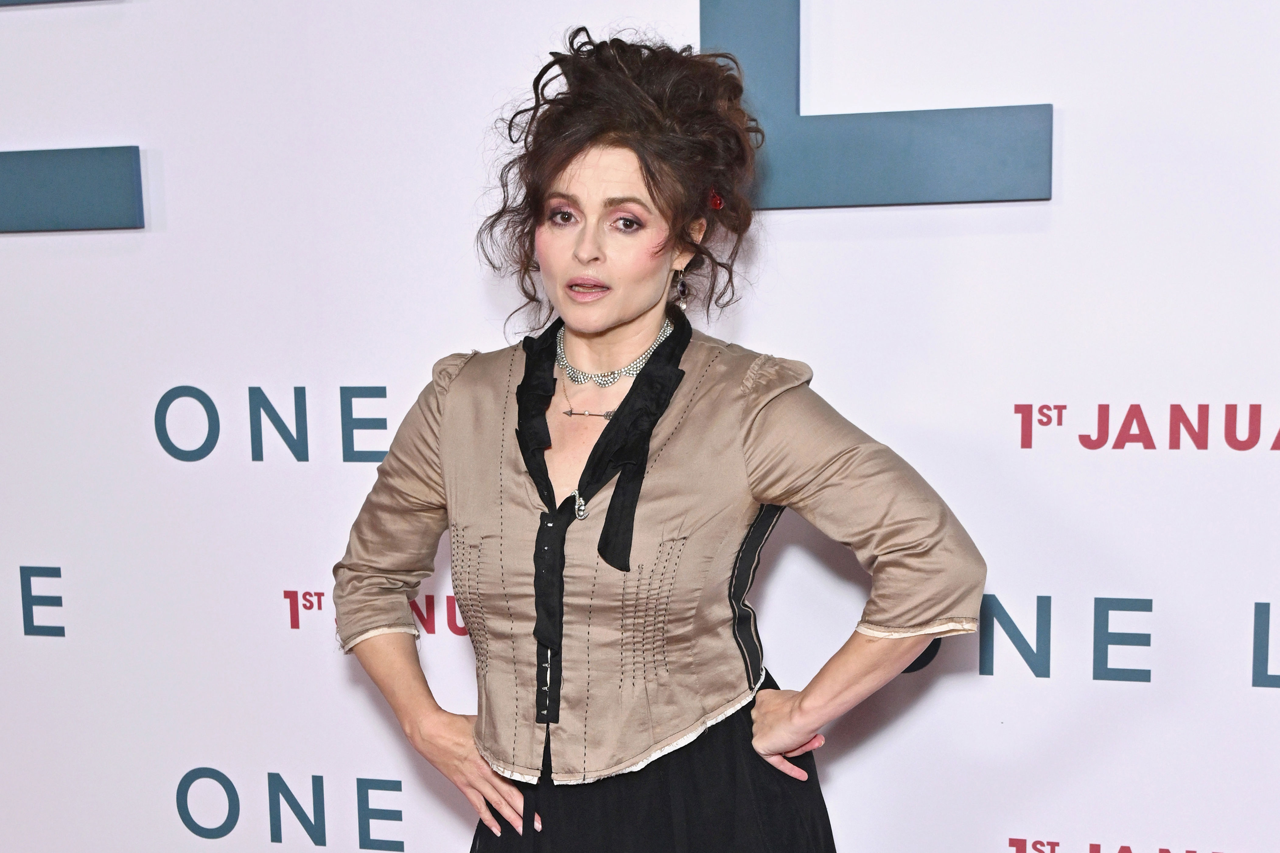 what is helena bonham carter's net worth - Ilustrasi 2
