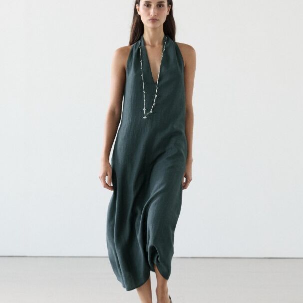 massimo dutti green linen dress How to dress for summer
