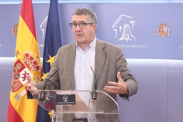 Patxi López pide justicia y presunción de inocencia para Zapatero y ...