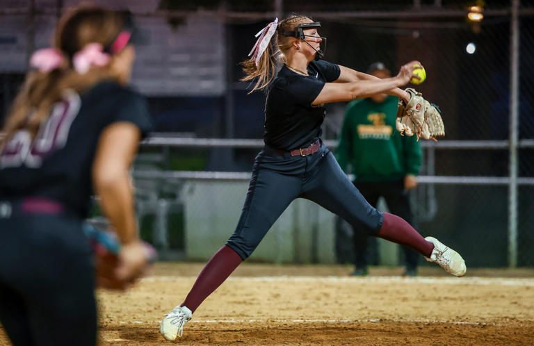 Softball rankings for May 26: The top teams before the D-11 6A semifinals
