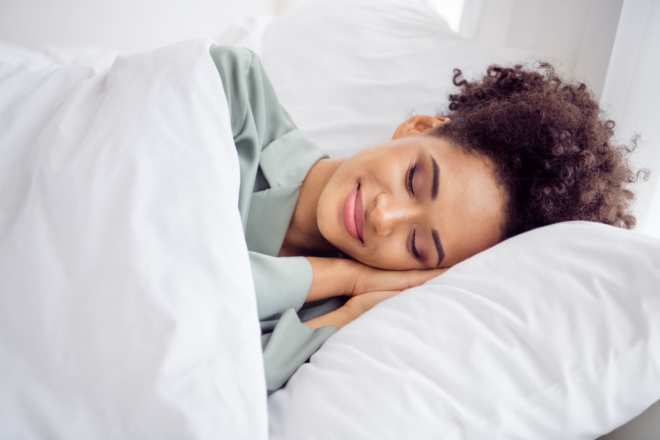 Researchers suggest a sleep target to slow aging