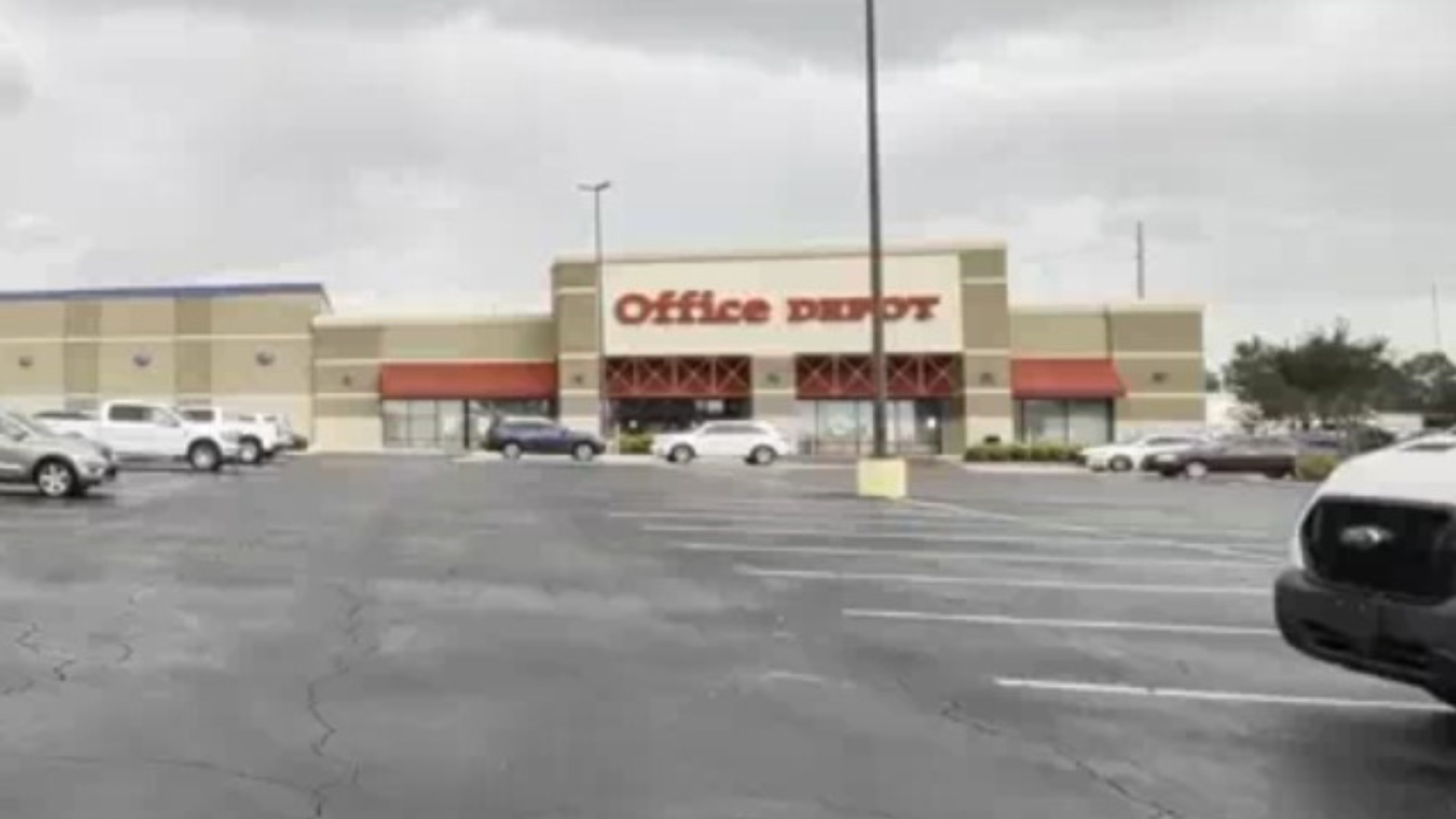 Nordstrom Rack moving into Office Depot space on University Drive