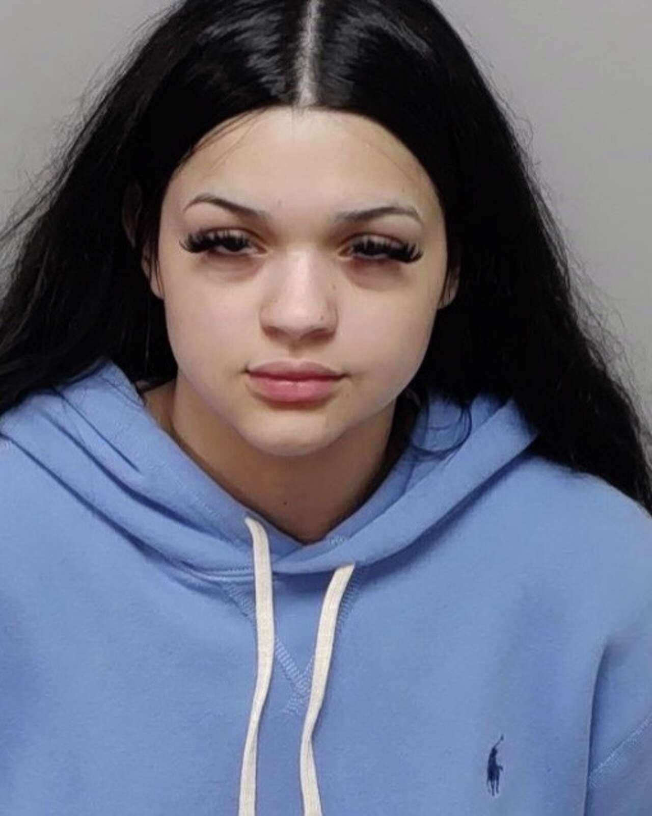 Woman accused of luring 2 teens to robbery that ended in deadly ...