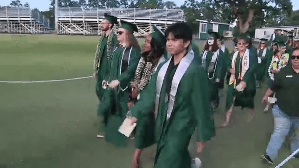 Shasta College honors more than 1,800 graduates at 76th commencement ...