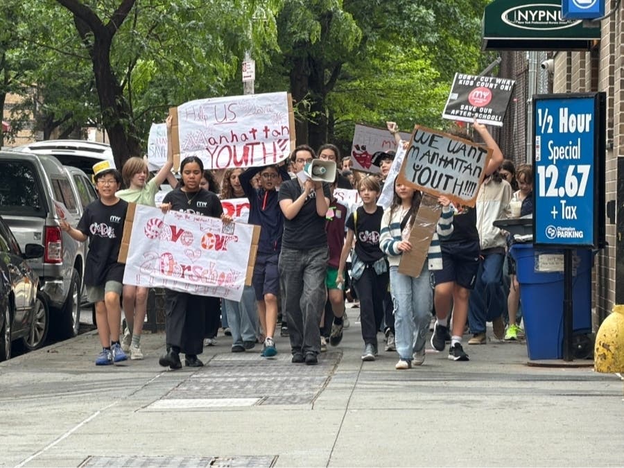 Families, electeds rally to save after-school programs at UES schools